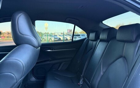 Toyota Camry, 2018 год, 2 299 000 рублей, 16 фотография