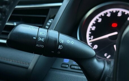 Toyota Camry, 2018 год, 2 299 000 рублей, 28 фотография
