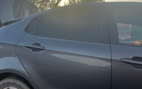 KIA Rio III рестайлинг, 2013 год, 550 000 рублей, 15 фотография