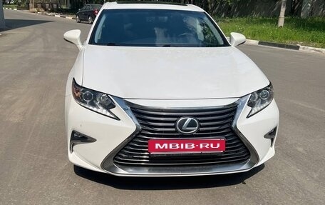 Lexus ES VII, 2016 год, 3 000 000 рублей, 1 фотография