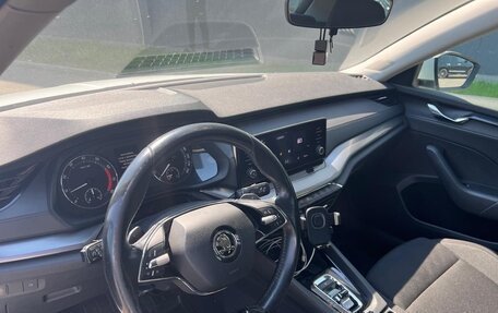 Skoda Octavia IV, 2021 год, 1 560 000 рублей, 12 фотография