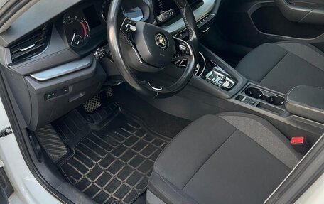 Skoda Octavia IV, 2021 год, 1 560 000 рублей, 13 фотография