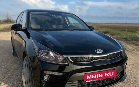KIA Rio IV, 2019 год, 1 590 000 рублей, 3 фотография