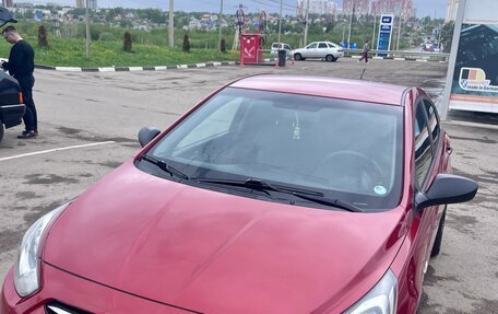 Hyundai Solaris II рестайлинг, 2013 год, 600 000 рублей, 2 фотография