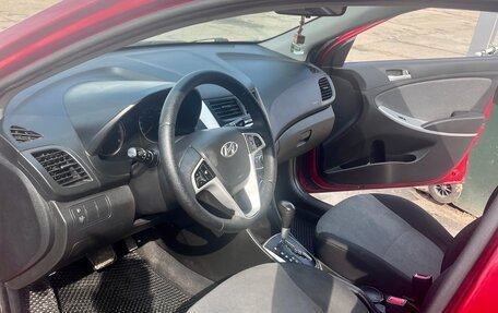 Hyundai Solaris II рестайлинг, 2013 год, 600 000 рублей, 6 фотография