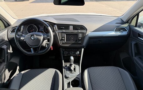 Volkswagen Tiguan II, 2019 год, 2 850 000 рублей, 10 фотография