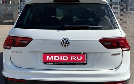 Volkswagen Tiguan II, 2019 год, 2 850 000 рублей, 2 фотография