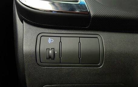 Hyundai Solaris II рестайлинг, 2012 год, 450 000 рублей, 21 фотография