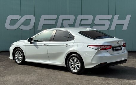 Toyota Camry, 2018 год, 2 299 000 рублей, 2 фотография