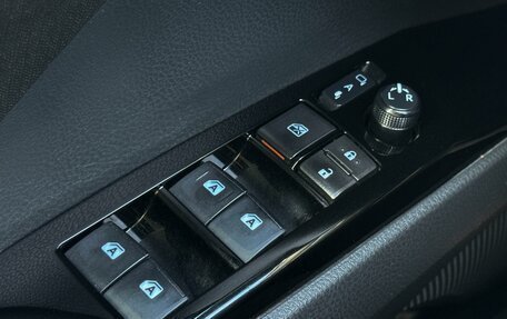 Toyota Camry, 2018 год, 2 299 000 рублей, 12 фотография