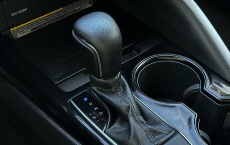 Toyota Camry, 2018 год, 2 299 000 рублей, 21 фотография