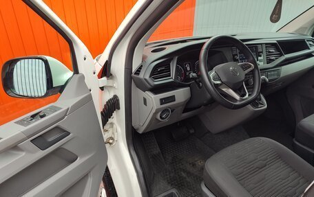 Volkswagen Caravelle T6 рестайлинг, 2020 год, 3 850 000 рублей, 8 фотография