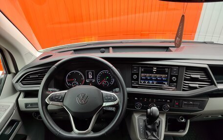 Volkswagen Caravelle T6 рестайлинг, 2020 год, 3 850 000 рублей, 12 фотография