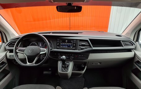Volkswagen Caravelle T6 рестайлинг, 2020 год, 3 850 000 рублей, 11 фотография