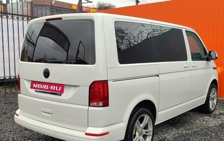 Volkswagen Caravelle T6 рестайлинг, 2020 год, 3 850 000 рублей, 5 фотография