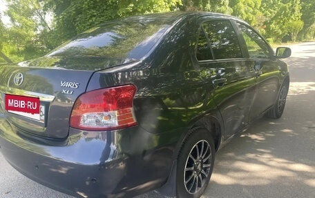 Toyota Yaris III рестайлинг, 2008 год, 738 000 рублей, 3 фотография