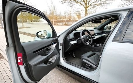 BMW 5 серия, 2024 год, 7 161 000 рублей, 7 фотография