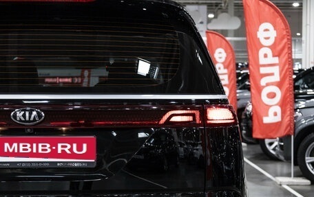 KIA Carnival, 2021 год, 4 500 000 рублей, 12 фотография