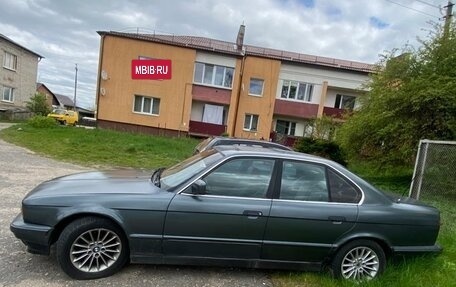 BMW 5 серия, 1989 год, 180 000 рублей, 3 фотография