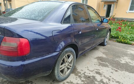 Audi A4, 1998 год, 120 000 рублей, 3 фотография