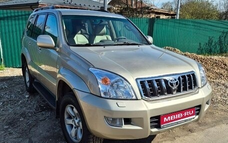 Toyota Land Cruiser Prado 120 рестайлинг, 2005 год, 1 550 000 рублей, 1 фотография
