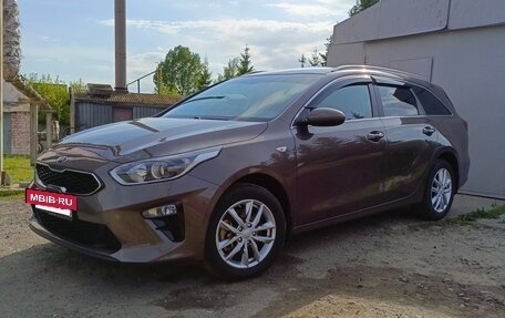 KIA cee'd III, 2019 год, 1 960 000 рублей, 2 фотография