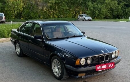 BMW 5 серия, 1994 год, 300 000 рублей, 3 фотография