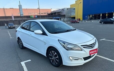 Hyundai Solaris II рестайлинг, 2015 год, 990 000 рублей, 2 фотография