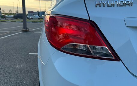 Hyundai Solaris II рестайлинг, 2015 год, 990 000 рублей, 9 фотография