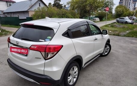 Honda Vezel, 2018 год, 1 890 000 рублей, 6 фотография