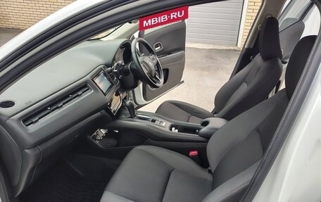 Honda Vezel, 2018 год, 1 890 000 рублей, 9 фотография