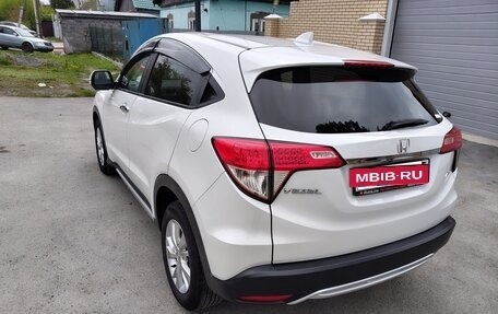 Honda Vezel, 2018 год, 1 890 000 рублей, 7 фотография