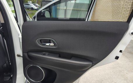 Honda Vezel, 2018 год, 1 890 000 рублей, 16 фотография
