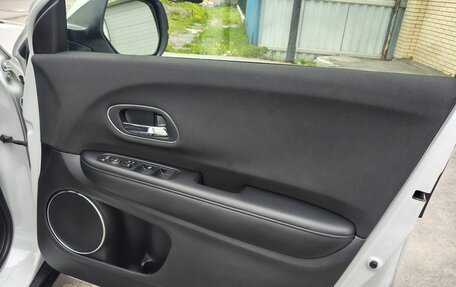 Honda Vezel, 2018 год, 1 890 000 рублей, 17 фотография