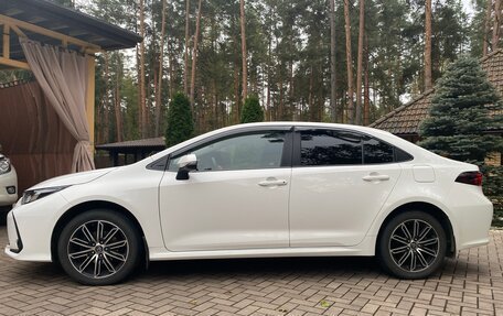 Toyota Corolla, 2020 год, 2 100 000 рублей, 3 фотография
