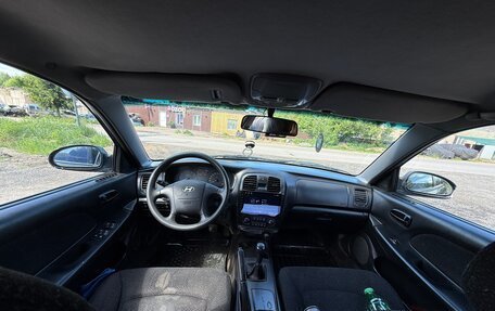 Hyundai Sonata IV рестайлинг, 2005 год, 230 000 рублей, 3 фотография