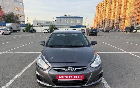 Hyundai Solaris II рестайлинг, 2012 год, 810 000 рублей, 6 фотография