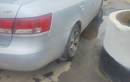 Hyundai Sonata VI, 2006 год, 410 000 рублей, 5 фотография