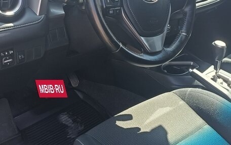 Toyota RAV4, 2015 год, 2 150 000 рублей, 4 фотография