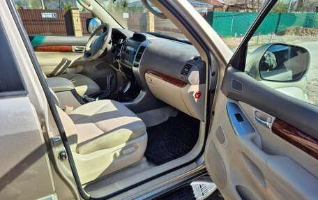 Toyota Land Cruiser Prado 120 рестайлинг, 2005 год, 1 550 000 рублей, 10 фотография