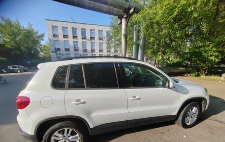 Volkswagen Tiguan I, 2015 год, 1 302 000 рублей, 4 фотография