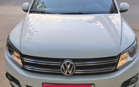 Volkswagen Tiguan I, 2015 год, 1 302 000 рублей, 2 фотография