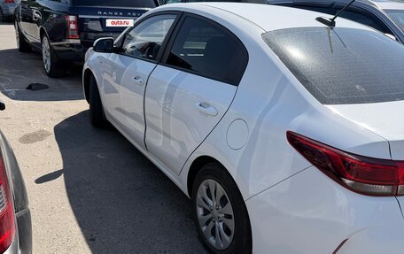 KIA Rio IV, 2022 год, 1 450 000 рублей, 6 фотография