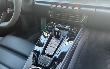 Porsche 911, 2025 год, 31 399 000 рублей, 16 фотография