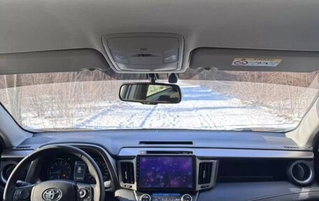 Toyota RAV4, 2015 год, 2 350 000 рублей, 14 фотография