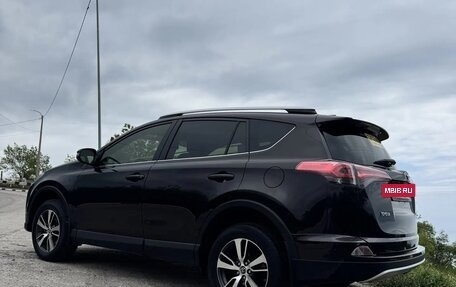 Toyota RAV4, 2015 год, 2 350 000 рублей, 8 фотография