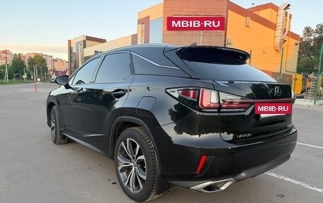 Lexus RX IV рестайлинг, 2018 год, 2 850 000 рублей, 6 фотография