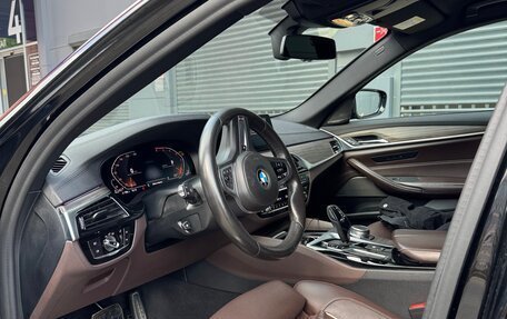 BMW 5 серия, 2019 год, 4 800 000 рублей, 12 фотография