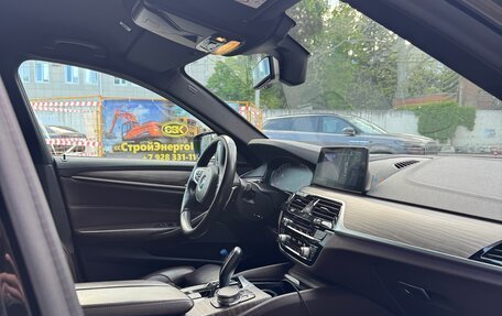 BMW 5 серия, 2019 год, 4 800 000 рублей, 17 фотография