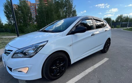 Hyundai Solaris II рестайлинг, 2015 год, 970 000 рублей, 9 фотография